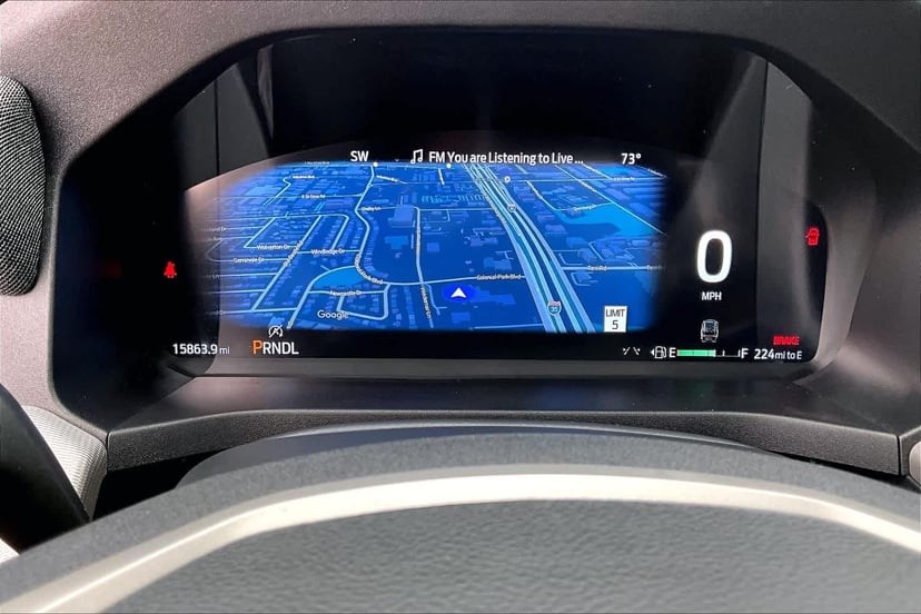 2025 Ford Explorer - Image 25