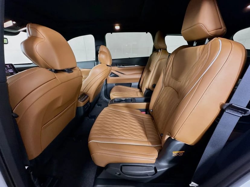 2027 INFINITI QX60 - Image 29
