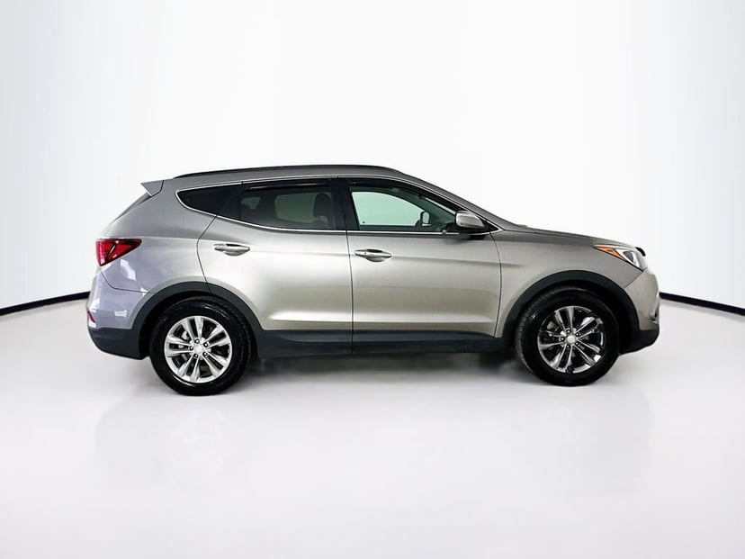 2017 Hyundai Santa Fe Sport - Image 9