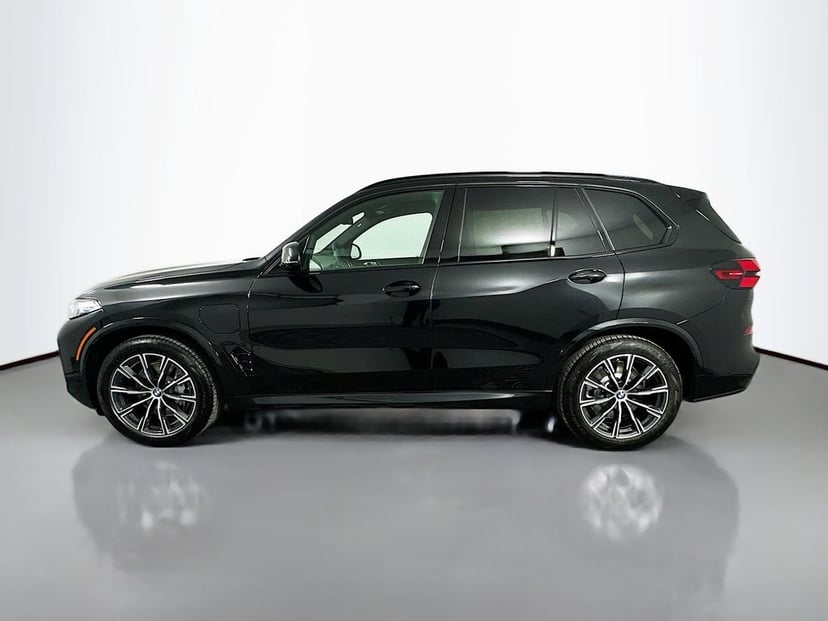 2026 BMW X5 - Image 8