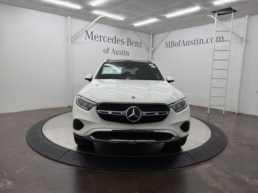 2026 Mercedes-Benz GLC - Image 2