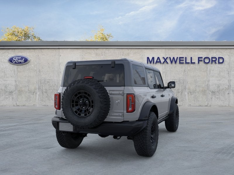 2026 Ford Bronco - Image 21