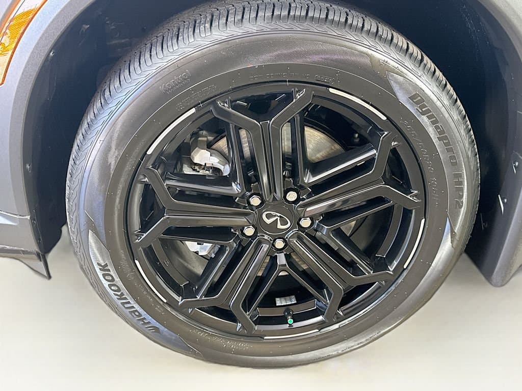 2026 INFINITI QX60 - Image 42