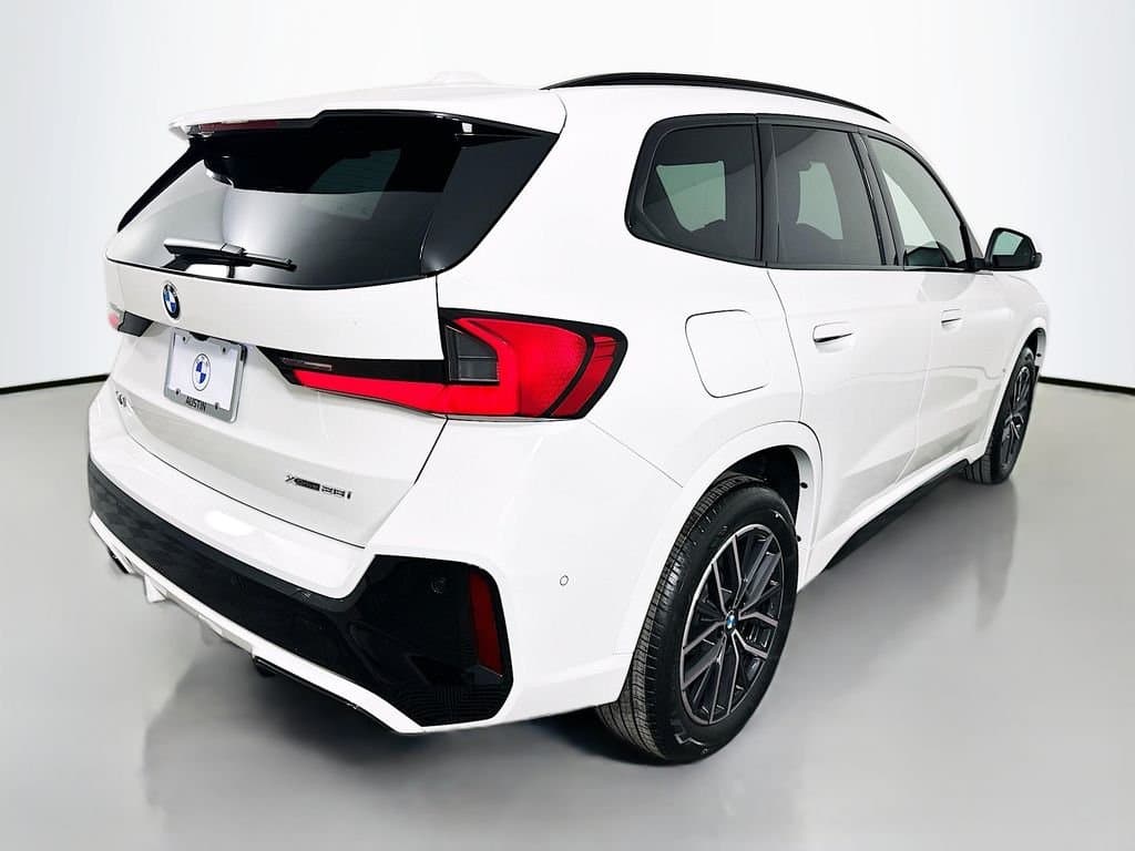 2026 BMW X1 - Image 5