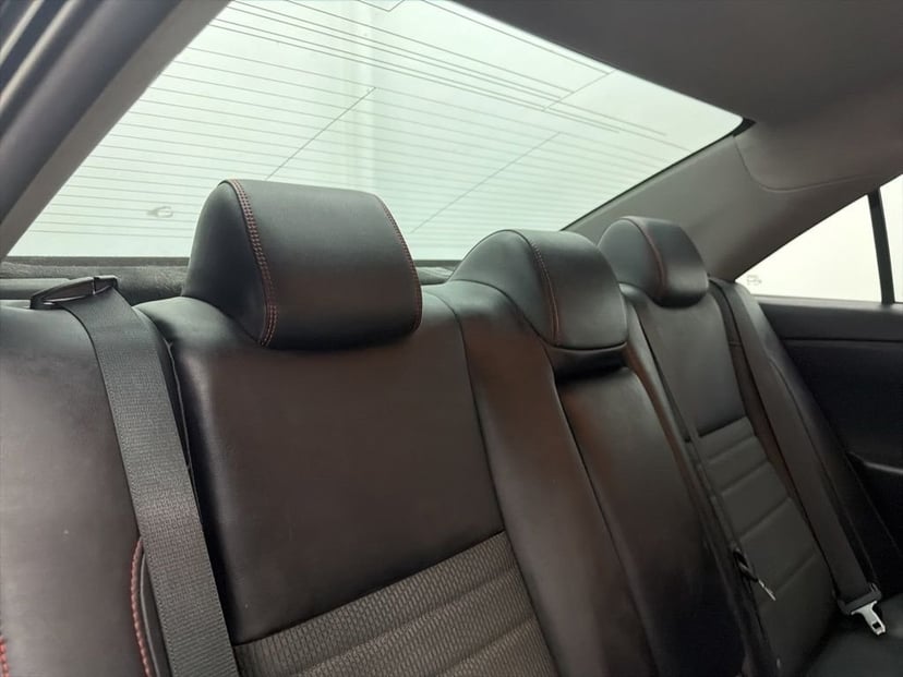 2017 Toyota Camry - Image 19