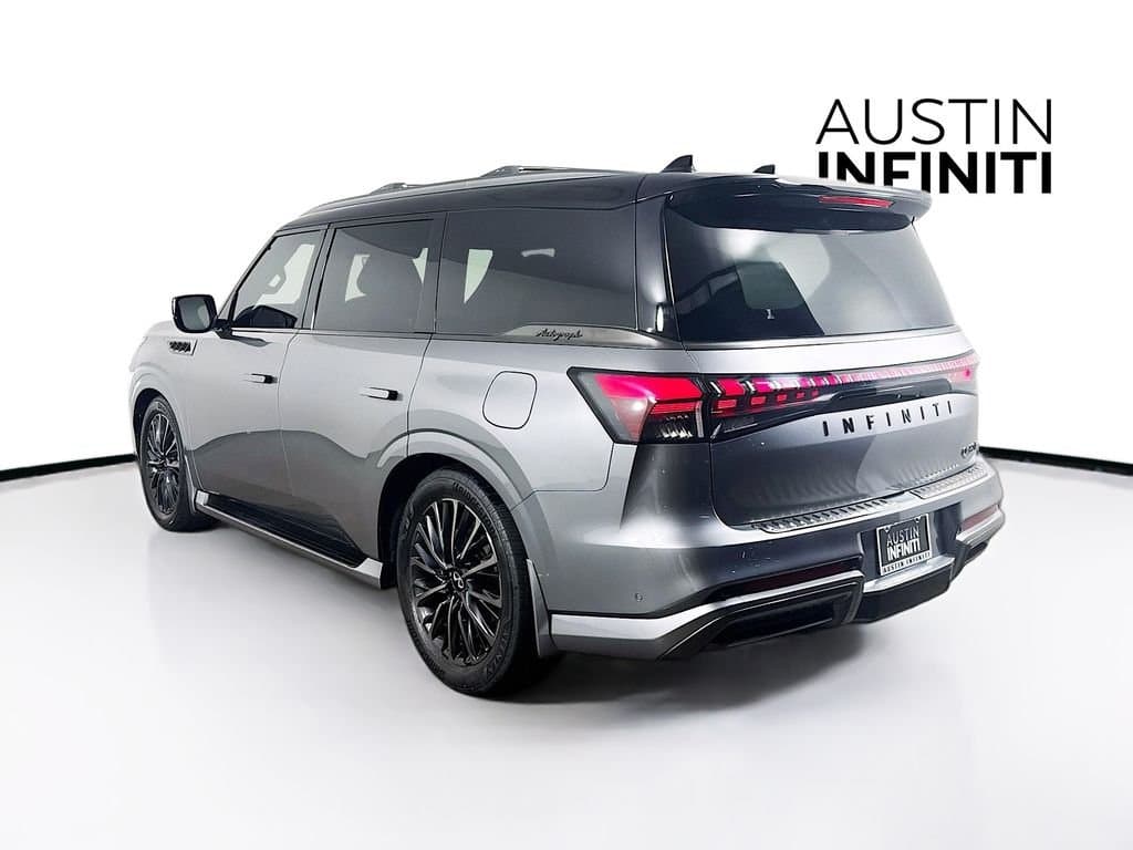 2025 INFINITI QX80 - Image 7