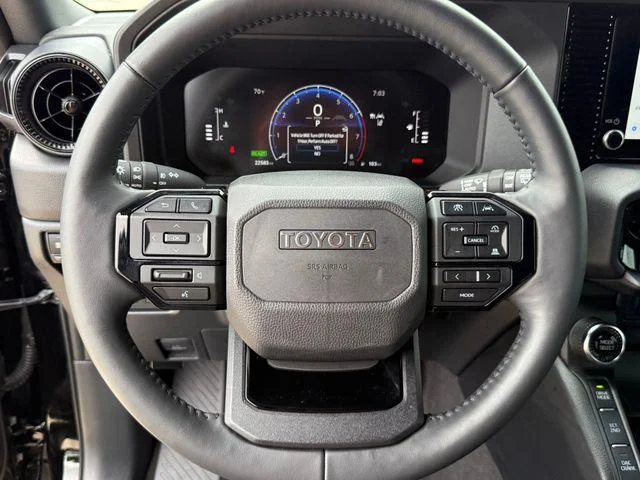 2025 Toyota Land Cruiser - Image 44