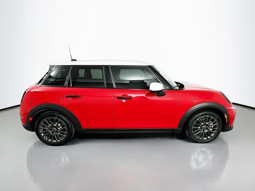 2026 MINI 4 Door - Image 3