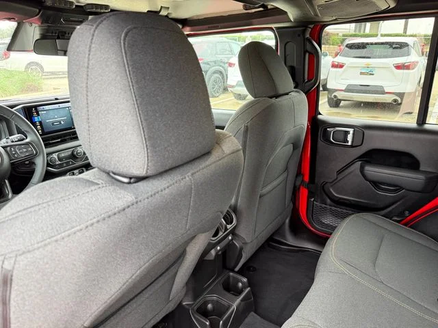 2025 Jeep Wrangler - Image 24