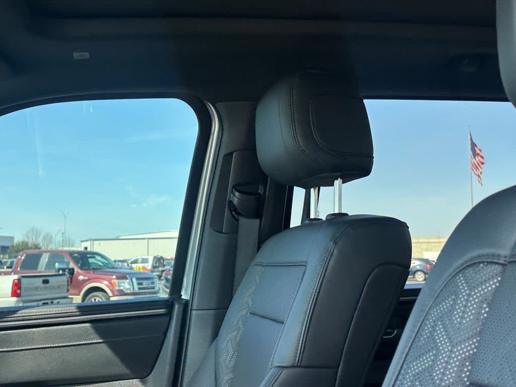 2025 Toyota Tundra - Image 13