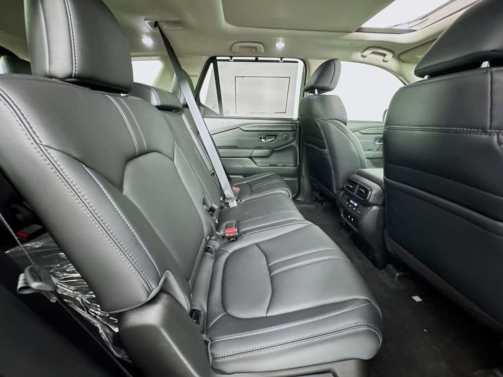 2026 HONDA Pilot - Image 38
