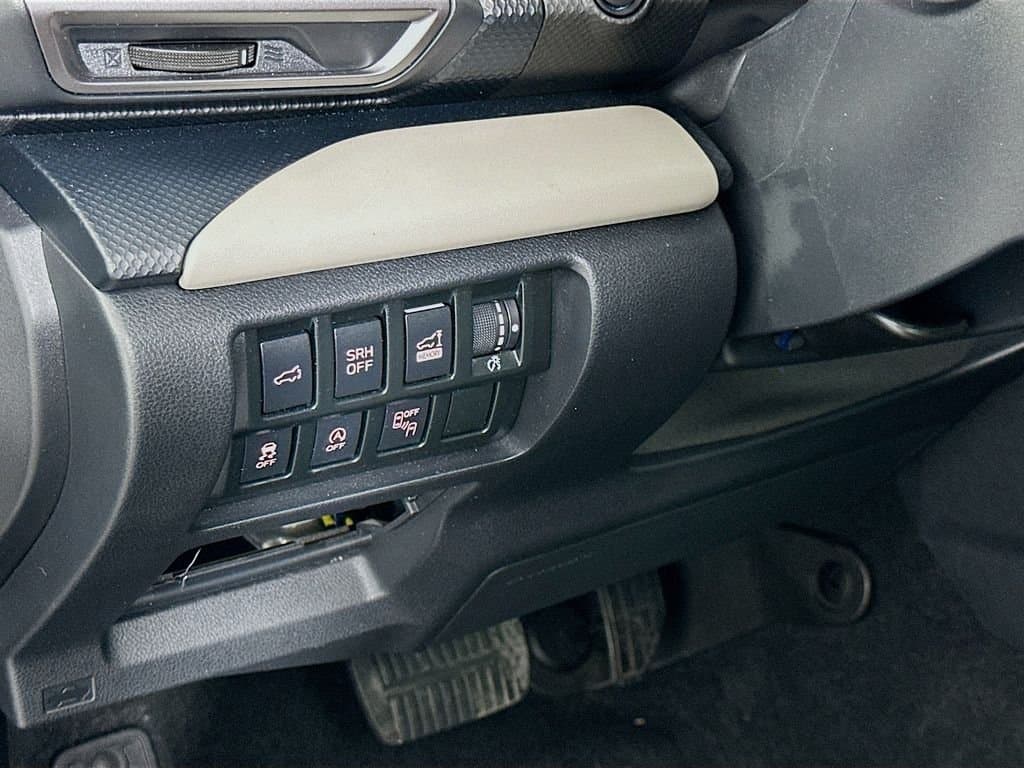 2022 SUBARU Forester - Image 11