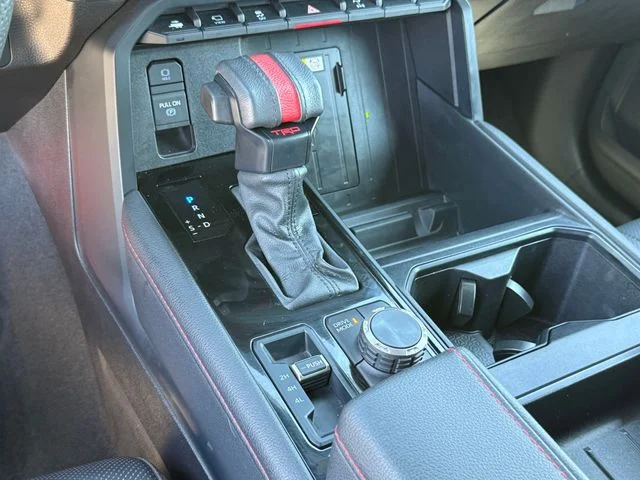 2024 Toyota Tundra Hybrid - Image 18