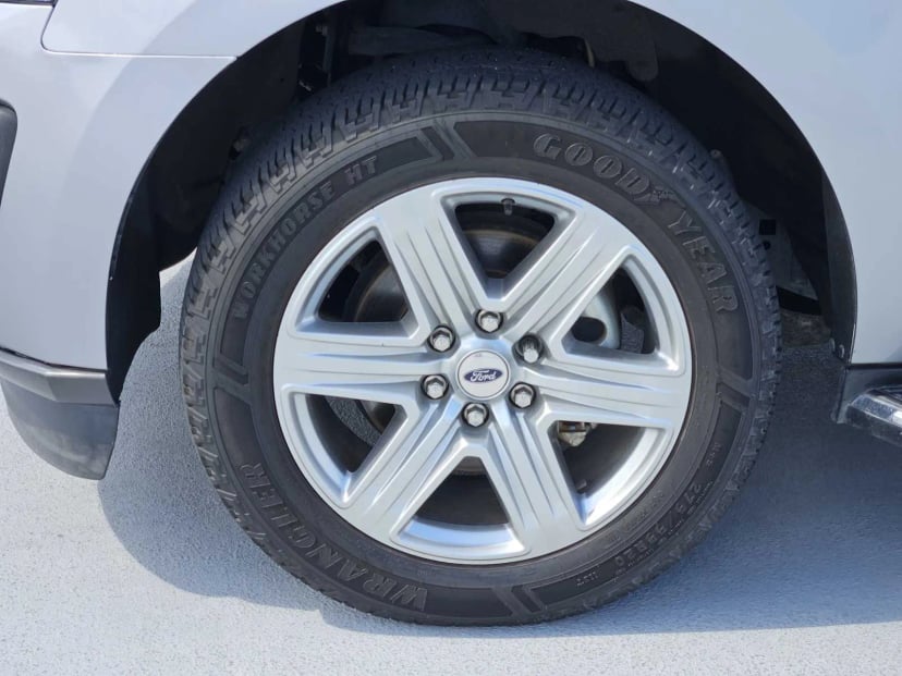 2021 Ford Expedition - Image 10