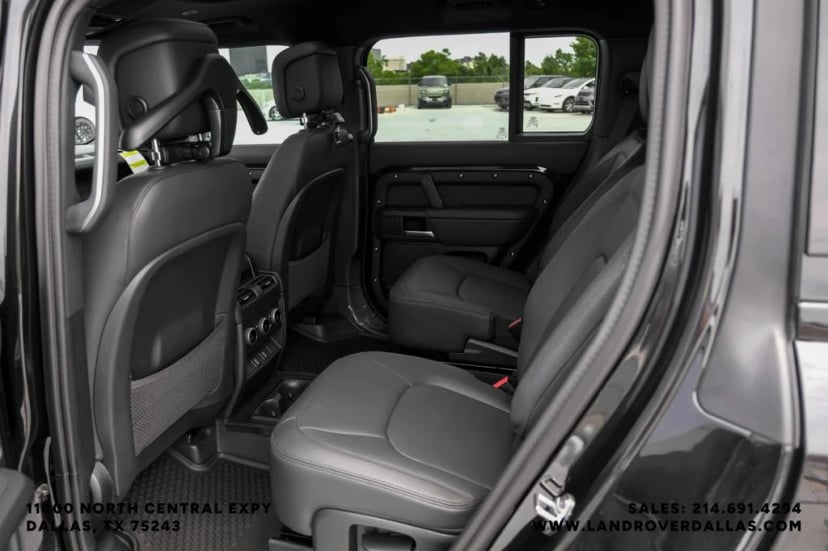 2026 Land Rover Defender 130 - Image 35