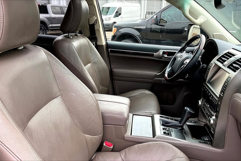 2015 Lexus GX 460 - Image 9