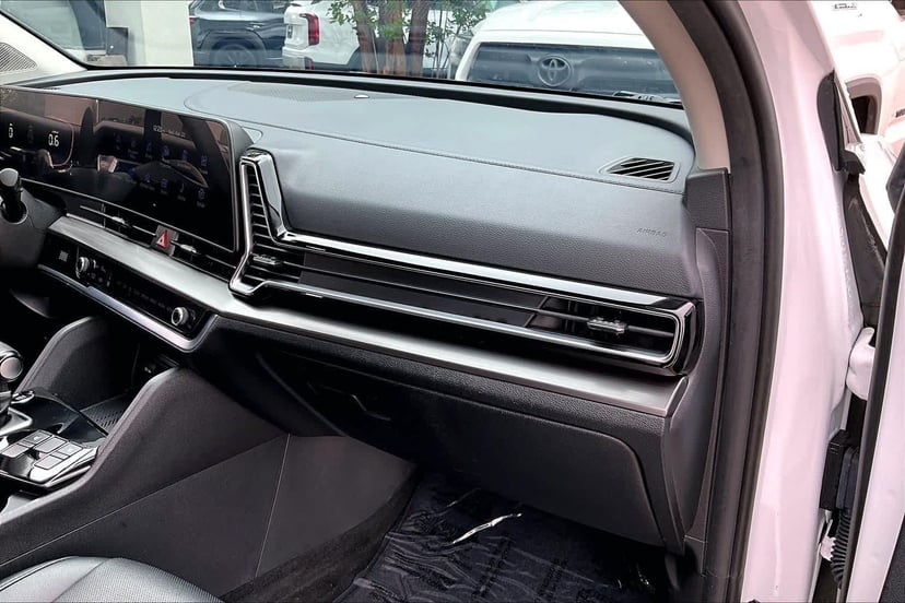 2024 Kia Sportage - Image 18