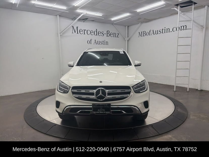 2022 Mercedes-Benz GLC - Image 2