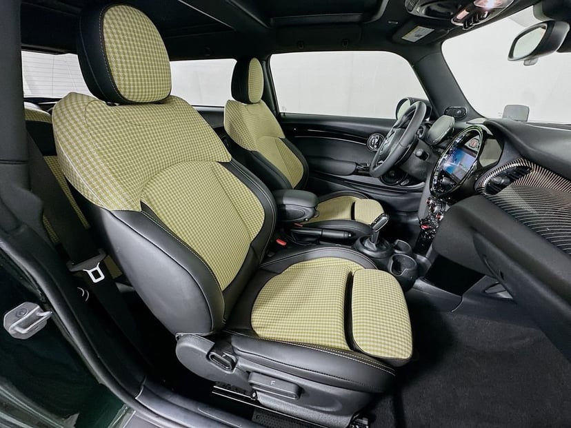 2023 MINI Cooper S - Image 28
