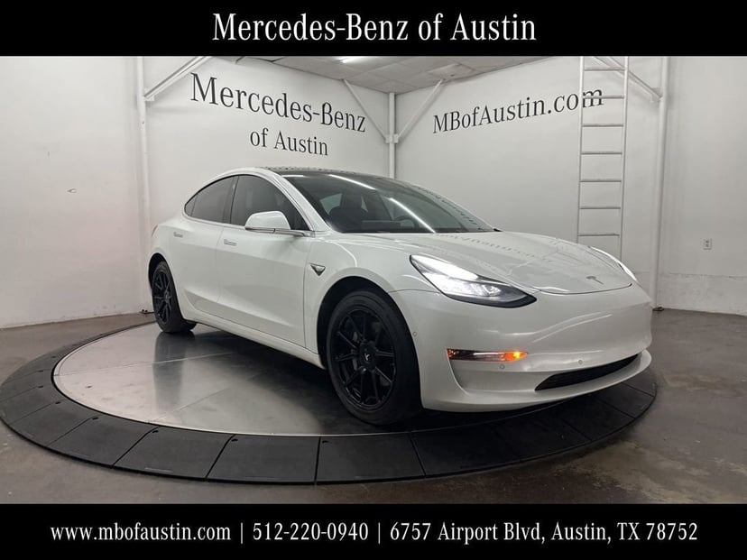2019 Tesla Model 3 - Image 1