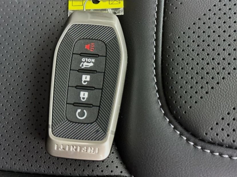 2026 INFINITI QX80 - Image 38