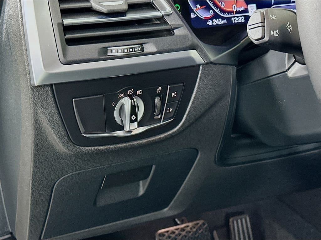 2023 BMW X3 - Image 10