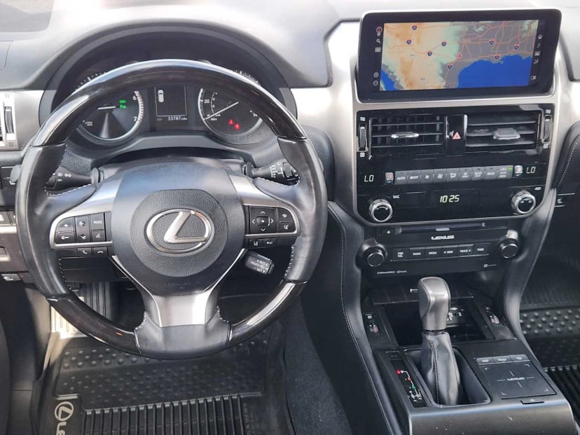 2023 Lexus GX 460 - Image 22