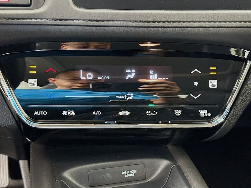 2022 Honda HR-V - Image 15