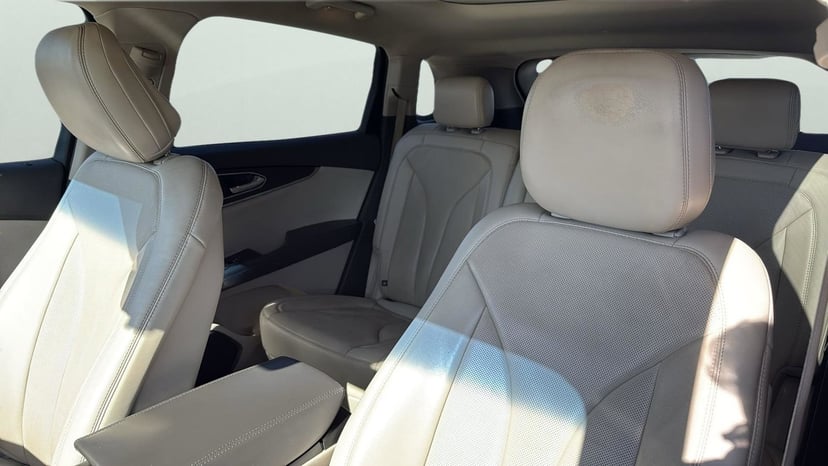 2020 Lincoln Nautilus - Image 10