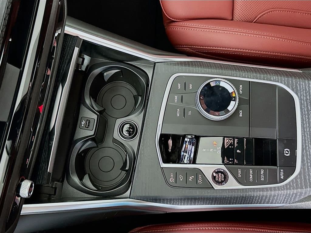 2026 BMW 3 Series - Image 15