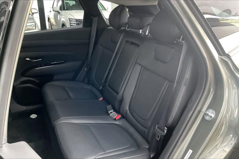 2025 Hyundai Tucson Hybrid - Image 21