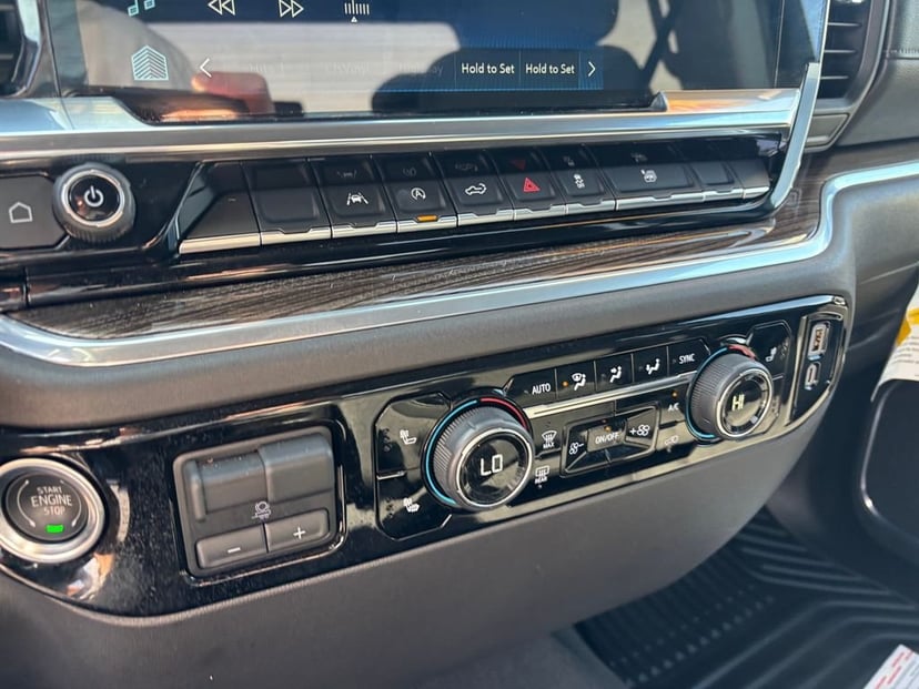 2025 Chevrolet Silverado 1500 - Image 17