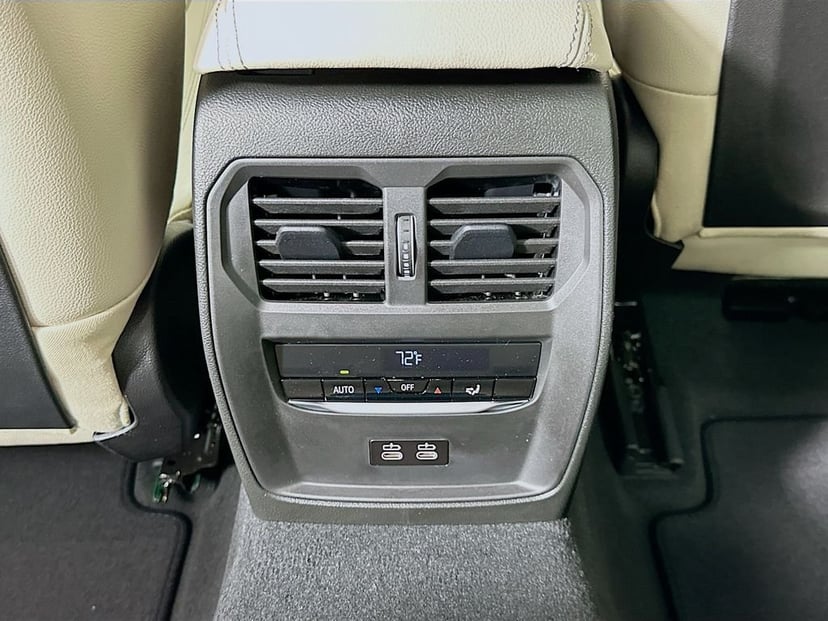 2026 BMW 3 Series - Image 18