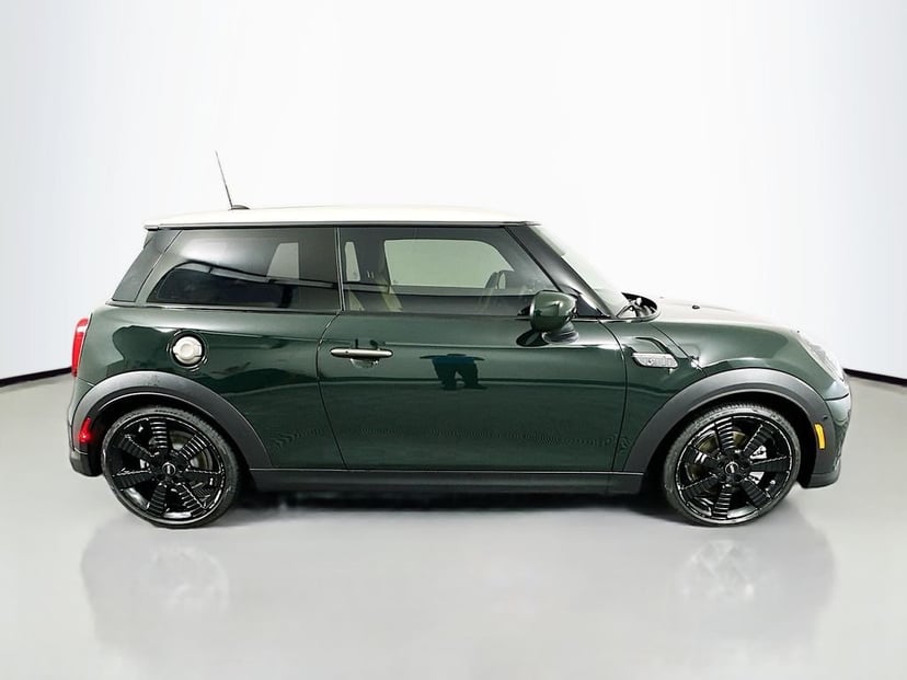 2023 MINI Cooper S - Image 4
