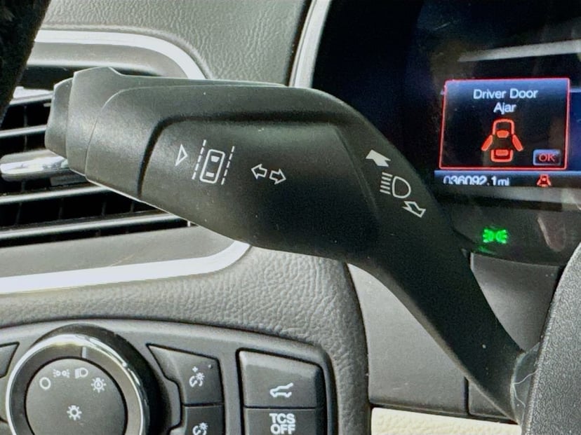 2022 Ford Edge - Image 14