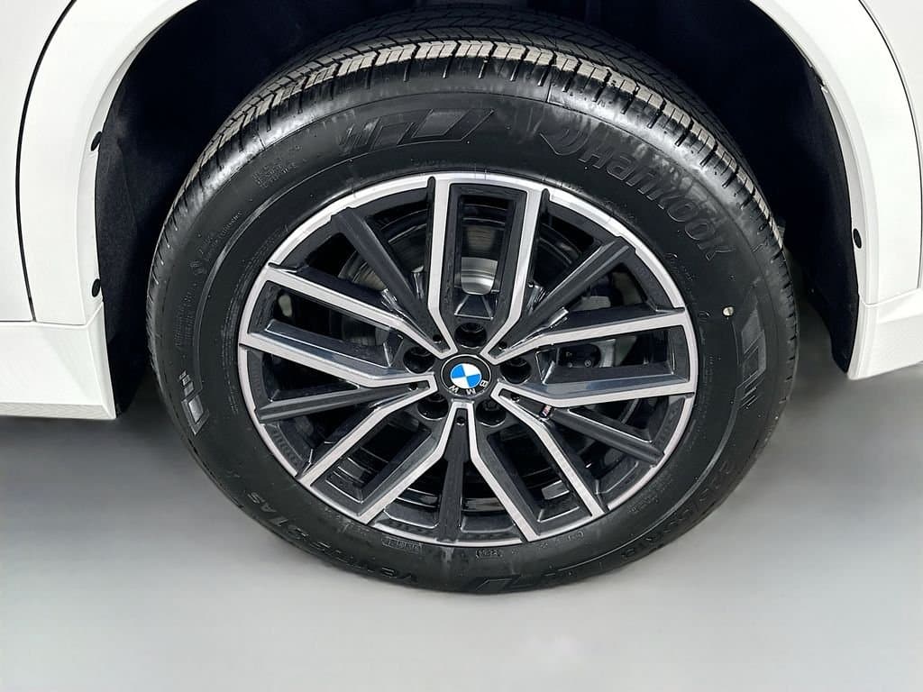 2026 BMW X1 - Image 23