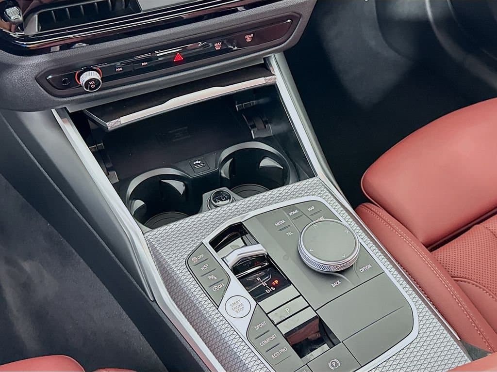 2026 BMW 3 Series - Image 15