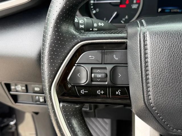 2023 Toyota Tundra - Image 15