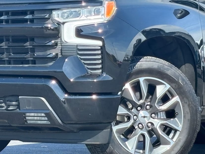 2025 Chevrolet Silverado 1500 - Image 2