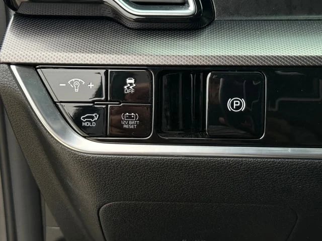 2023 Kia Sportage Hybrid - Image 17
