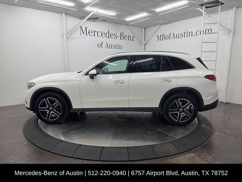 2026 Mercedes-Benz GLC - Image 4