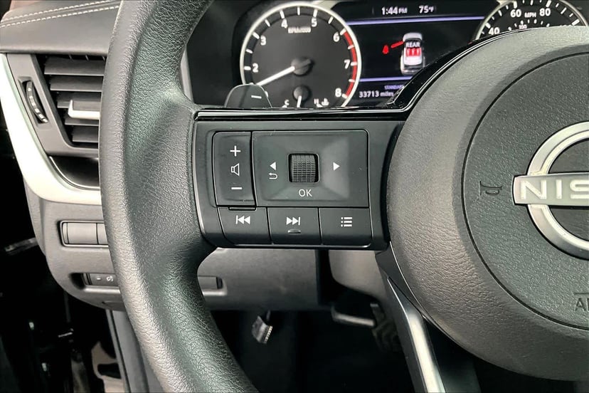 2023 Nissan Rogue - Image 23