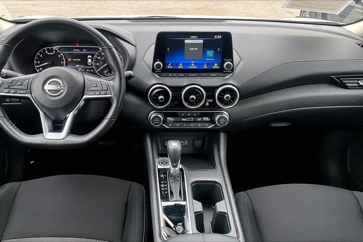 2025 Nissan Sentra - Image 15
