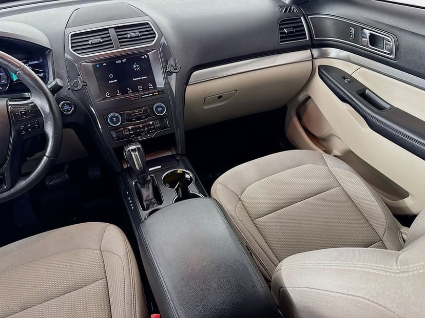 2018 Ford Explorer - Image 27