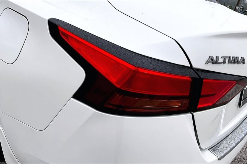 2023 Nissan Altima - Image 29