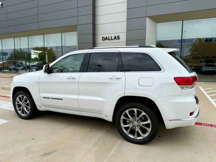 2021 Jeep Grand Cherokee - Image 2