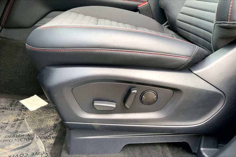 2026 Ford Explorer - Image 19