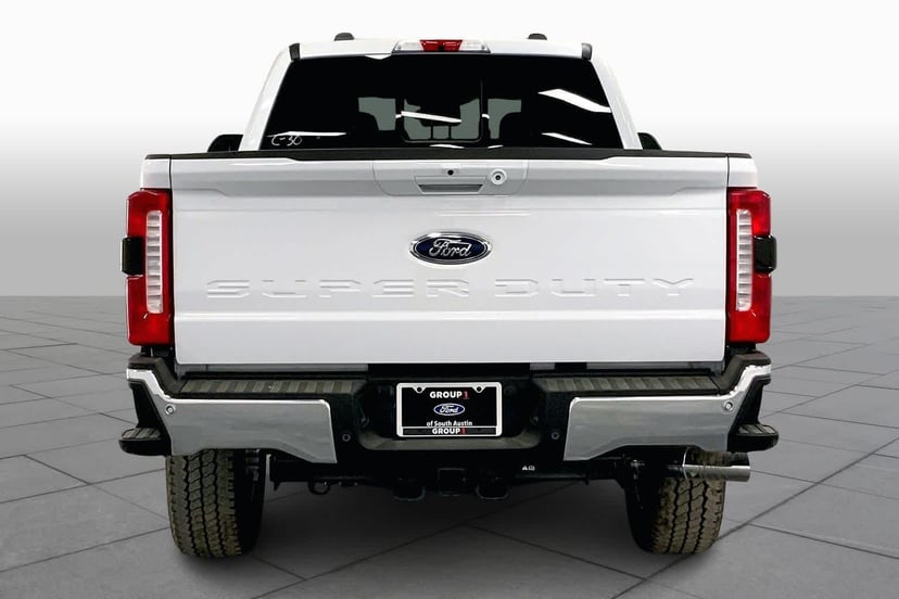 2026 Ford Super Duty - Image 4