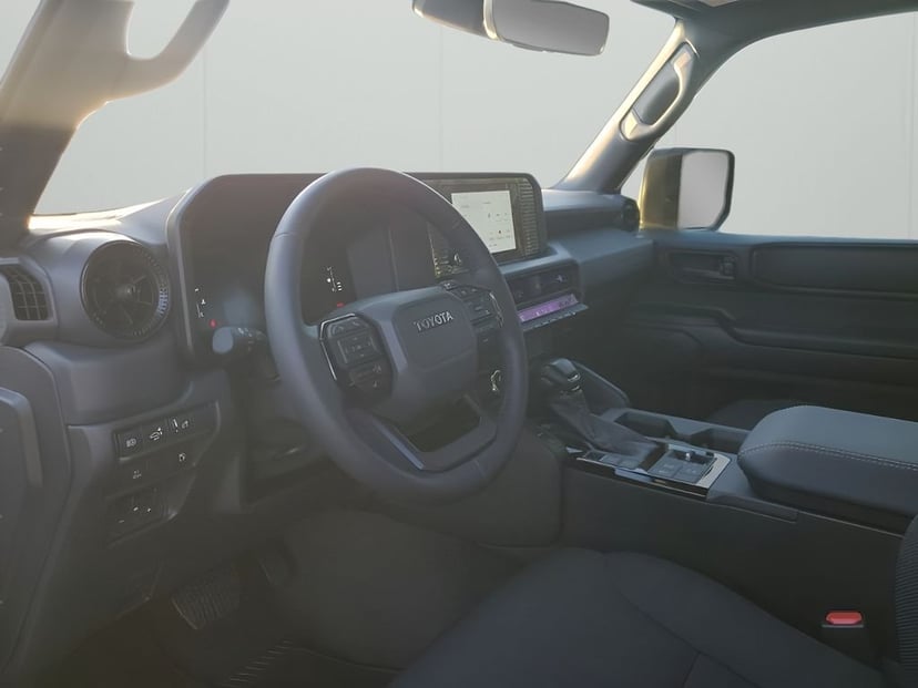 2025 Toyota Land Cruiser - Image 29