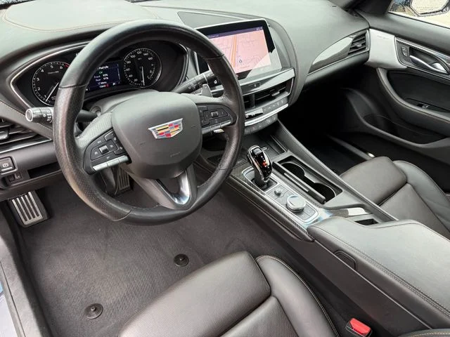 2023 Cadillac CT5 - Image 11